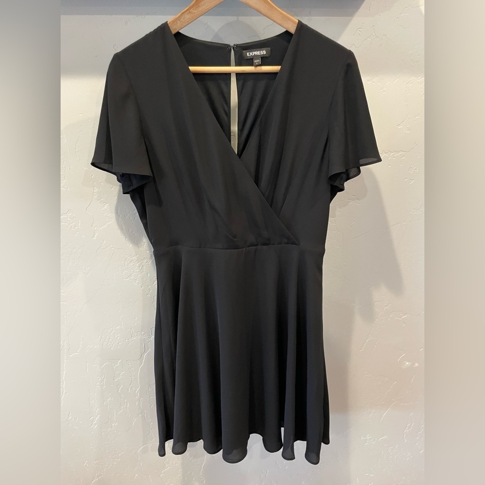Express Black chiffon Mini skater Dress size 8